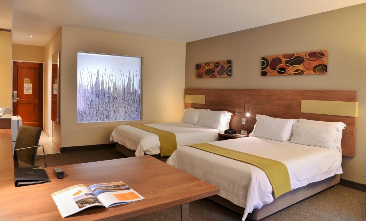 Birchwood Hotel And Or Tambo Conference Centre Boksburg Eksteriør bilde