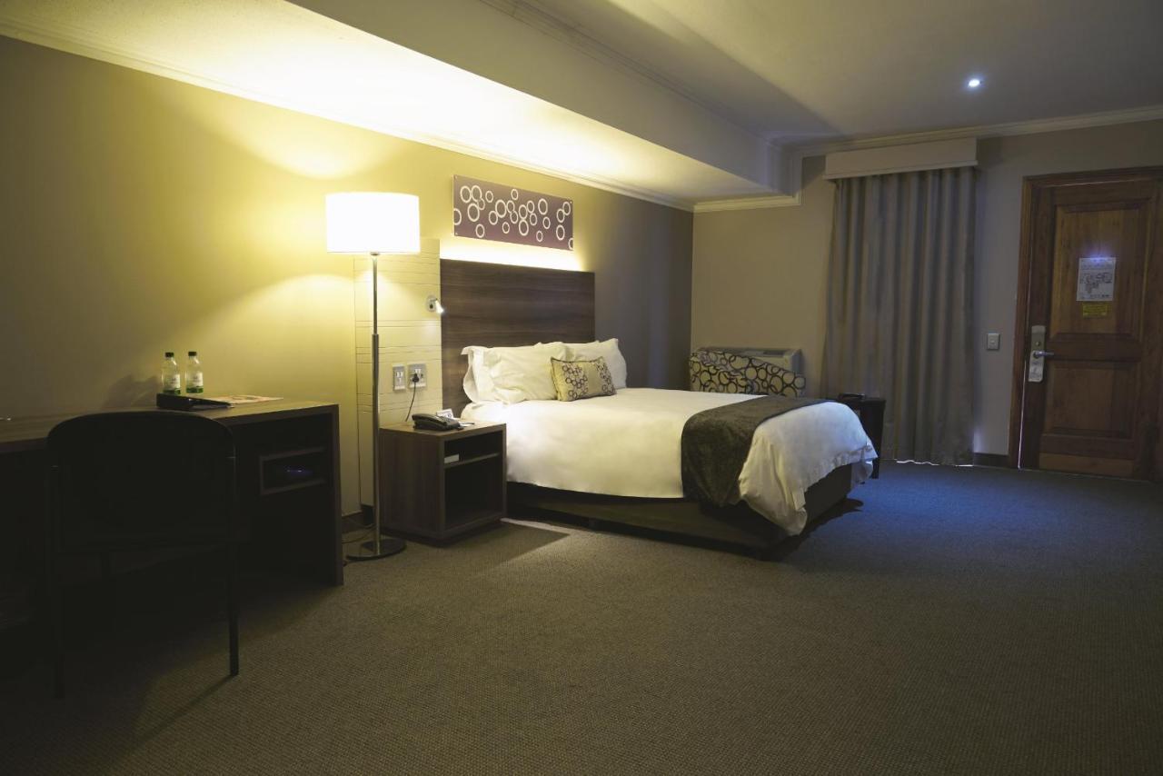 Birchwood Hotel And Or Tambo Conference Centre Boksburg Eksteriør bilde