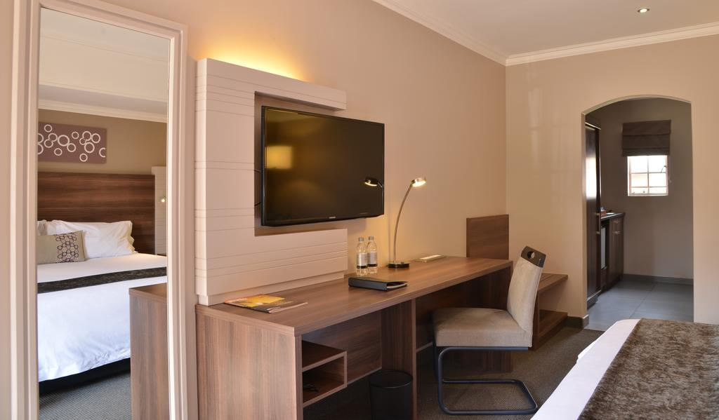 Birchwood Hotel And Or Tambo Conference Centre Boksburg Eksteriør bilde